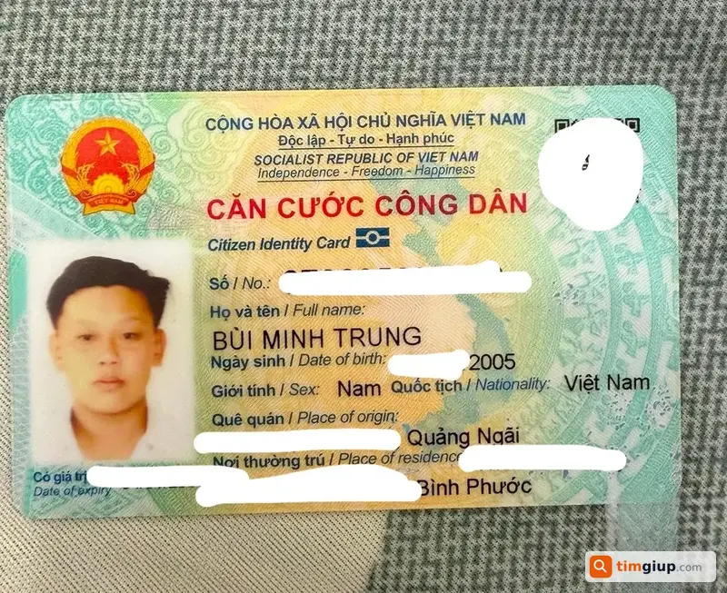 Tìm Ví Màu Nâu Cùng Giấy Tờ Thất Lạc Tại Quang Trung, TP.HCM