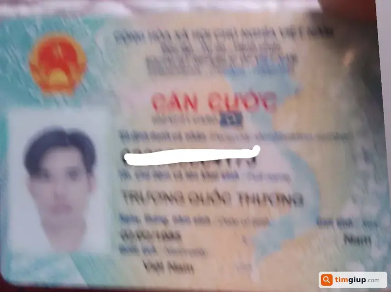 Tìm ví đánh rơi chứa giấy tờ tên Trương Quốc Thương tại Uông Bí, Quảng Ninh
