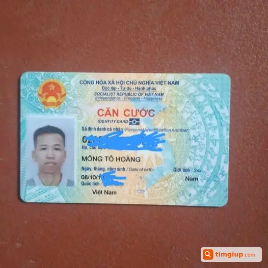 Rơi Ví Da Nâu Đen Chứa CCCD, GPLX Và Giấy Tờ Tên Tô Hoàng