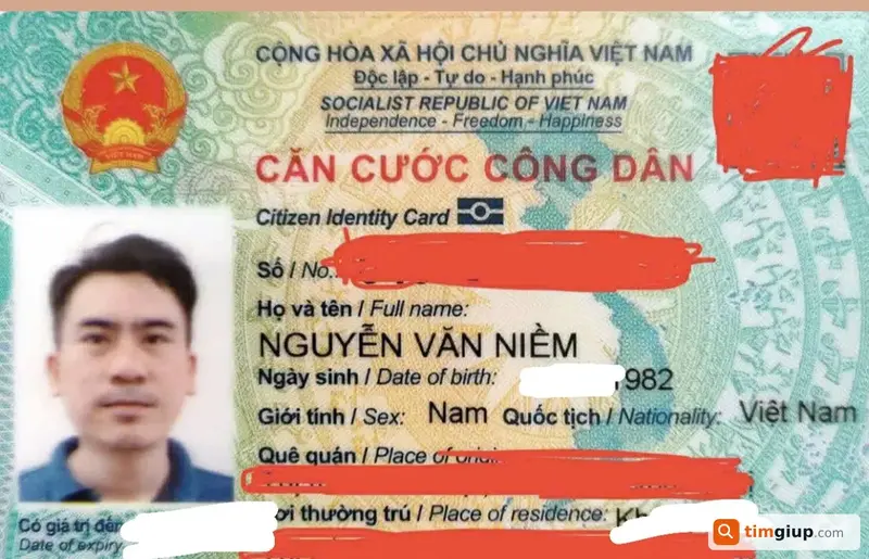 Tìm ví da màu nâu vàng tên Nguyễn Văn Niềm tại TP. Hồ Chí Minh