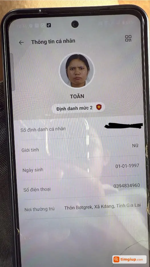 Tìm Giấy Tờ Cá Nhân Trong Ví Rơi Từ Bệnh Viện Trung Ương Huế