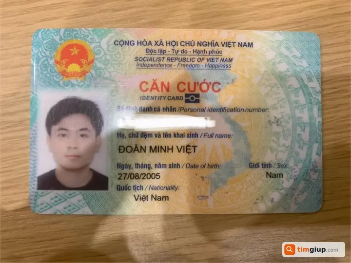 Tìm ví chứa giấy tờ tên Đoàn Minh Việt rơi tại Hà Nội