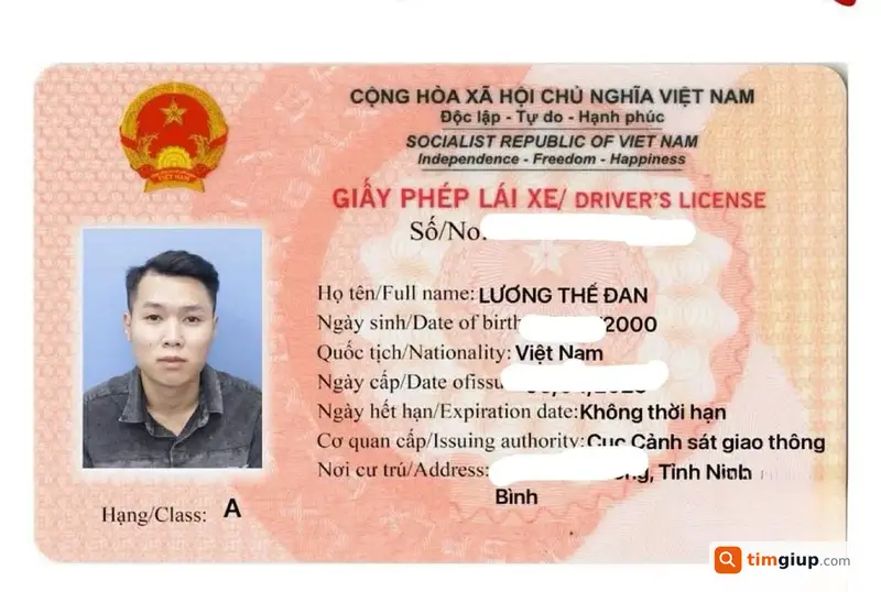Tìm Ví Giấy Tờ Tên Lương Thế Đan Rơi Ở Aeon Tân Phú, TP.HCM