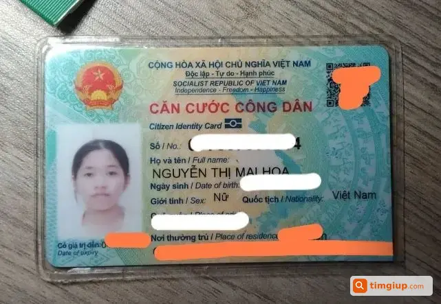 Bóp Tiền Mang Tên Nguyễn Thị Mai Hoa Rơi Tại TP.HCM