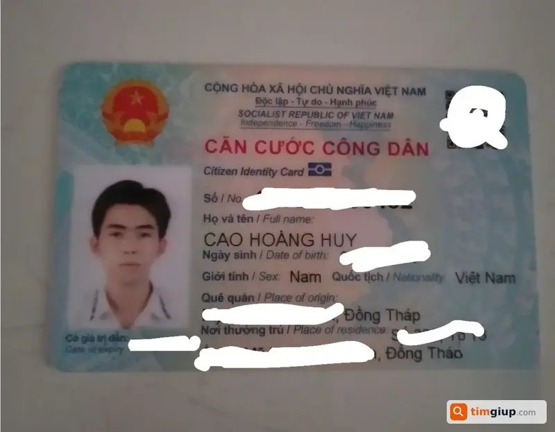 Tìm Ví Giấy Tờ Mang Tên Cao Hoàng Huy Rơi Tại Cầu Bến Lức