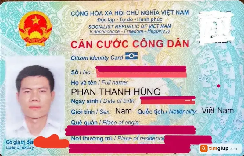 Tìm ví da màu đen chứa giấy tờ tên Phan Thanh Hùng tại TP.HCM