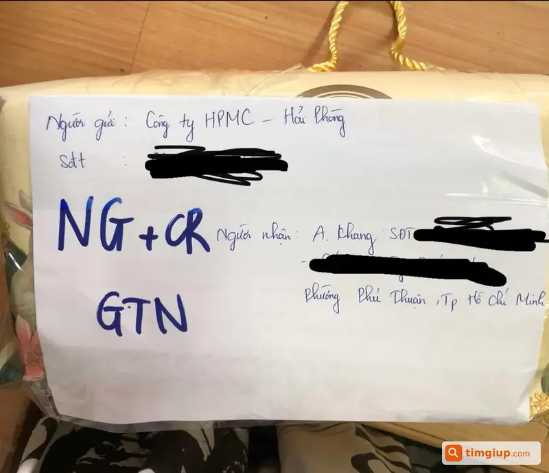 Túi Đồ Rơi Gần Quận 7, TP.HCM Cần Tìm Lại