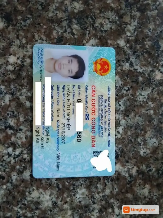 Rơi Ví Đen Cùng CCCD Và Thẻ Bảo Hiểm Tại Lotte Tây Hồ