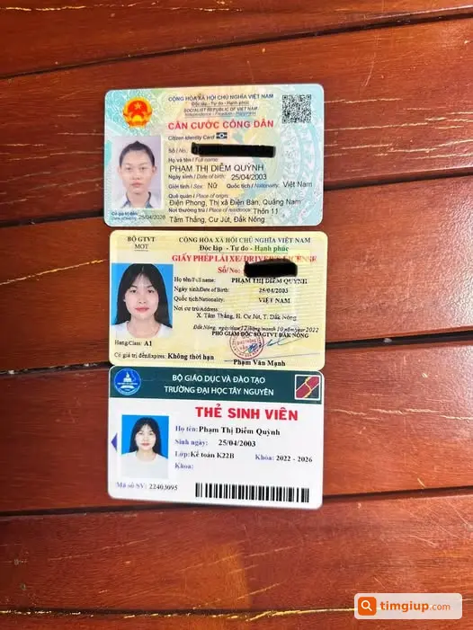 Nhặt Được Ví Kèm CCCD, GPLX Và Thẻ Sinh Viên Tên Phạm Thị Diễm Quỳnh