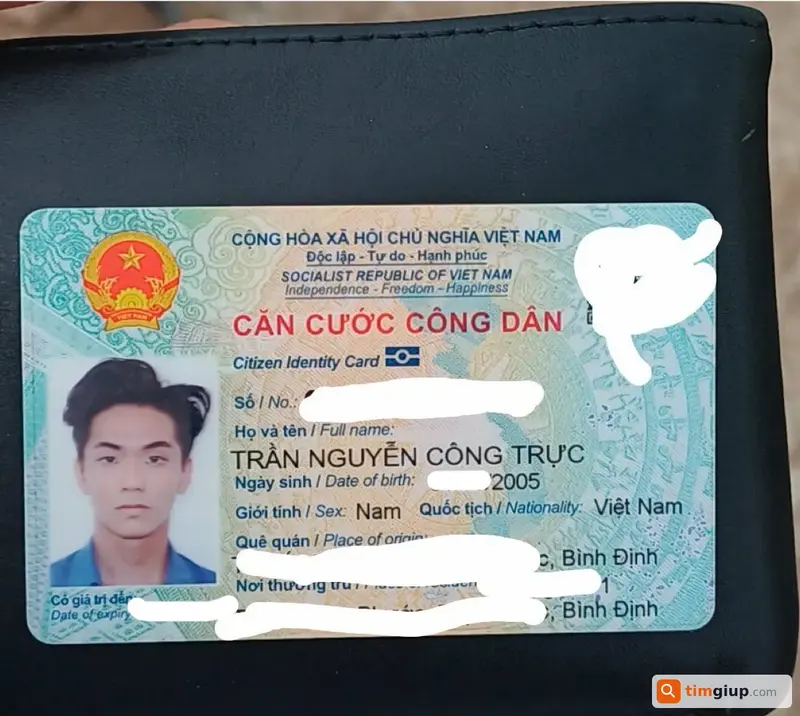 Tìm ví và giấy tờ tùy thân của Trần Nguyễn Công Trực tại Ninh Kiều, Cần Thơ