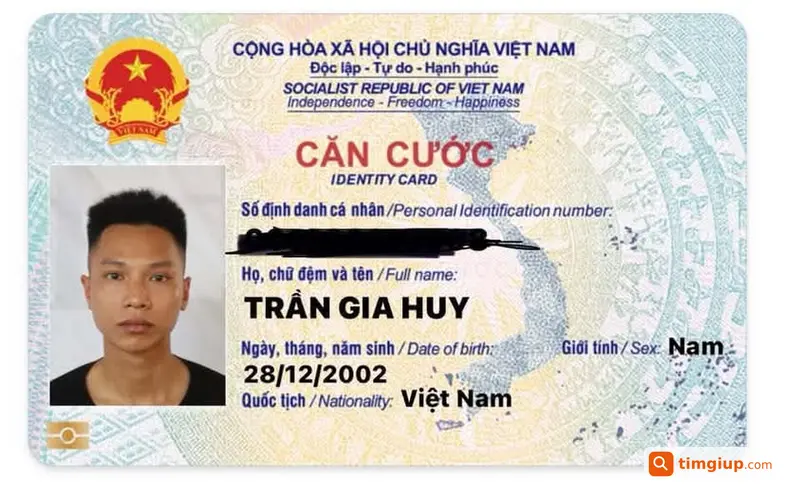 Rơi Ví Lacoste Đen Có CCCD Trần Gia Huy Trên Đường Hoàng Diệu