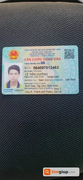 Tìm Ví Da Đen Chứa CCCD Thất Lạc Tại Bình Định, Gia Lai