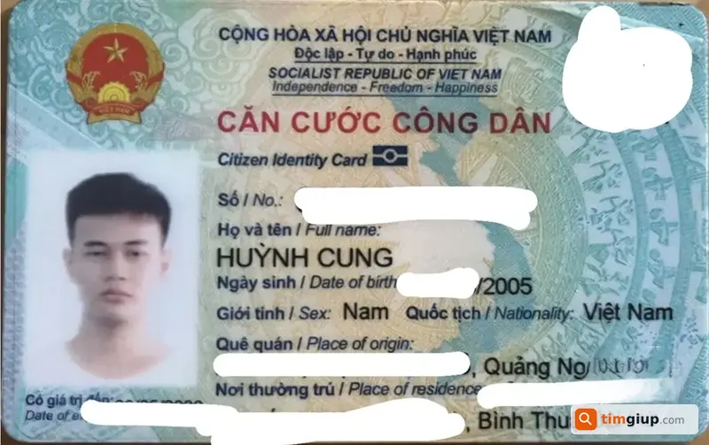 Tìm Ví Màu Đen Cùng Giấy Tờ Rơi Ở Quận 10, TP.HCM