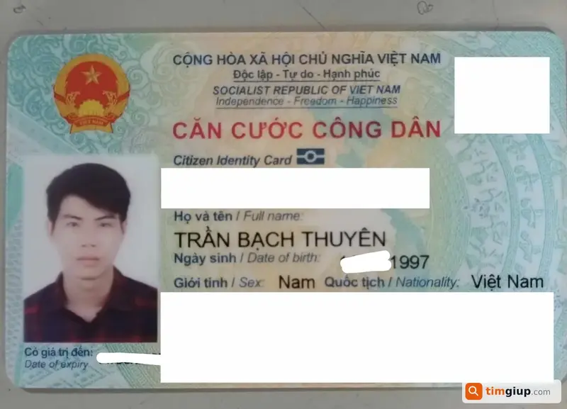 Tìm ví đánh rơi tên Trần Bạch Thuyên tại Quận 10, TP.HCM