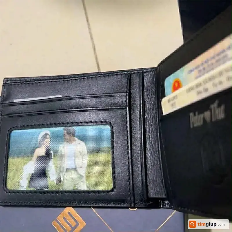 Tìm ví chứa giấy tờ tùy thân tên Nguyễn Tuấn Anh tại TP. Hồ Chí Minh