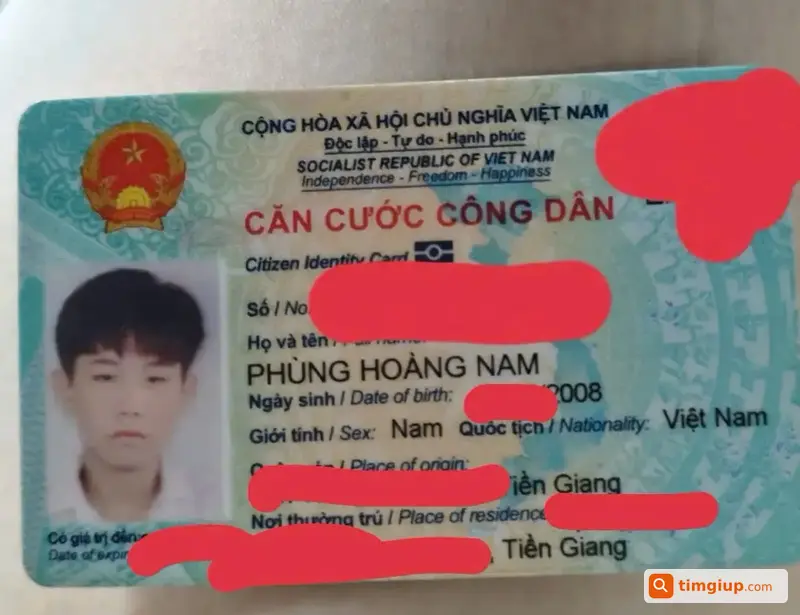 Rơi Ví Giấy Tờ Tên Phùng Hoàng Nam Trên Đường Từ Quận 8 Về Quận 7