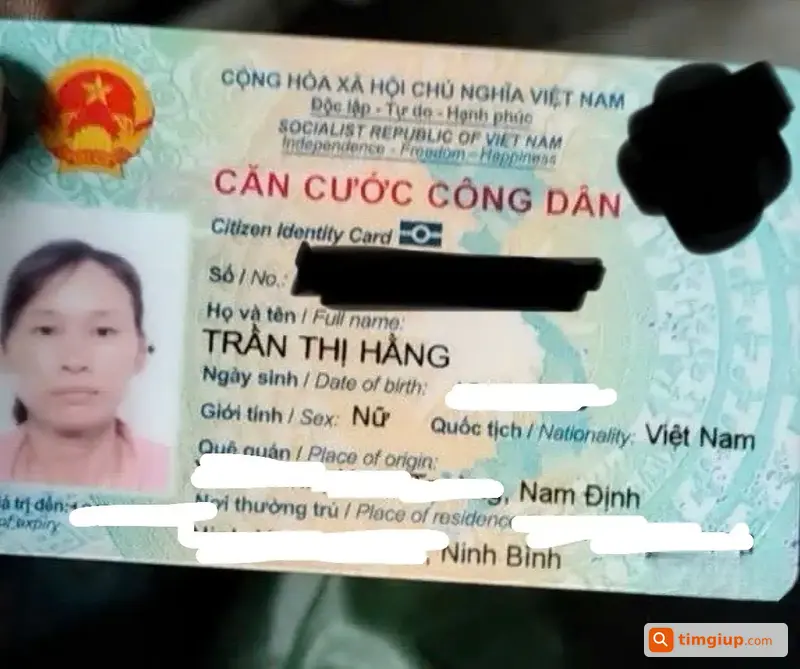 Ví Hồng Đựng CCCD Và Thẻ Ngân Hàng Rơi Tại Ninh Bình