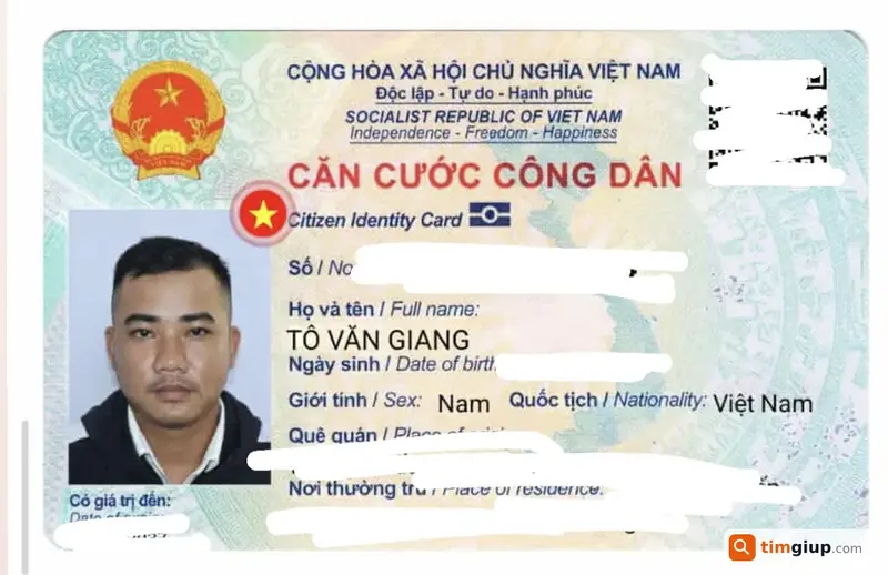 Tìm ví màu đen mang tên Tô Văn Giang tại Đắk Nông