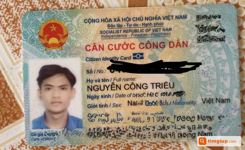 Ví Đen Chứa CCCD, GPLX Tên Nguyễn Công Triệu Ở TP.HCM
