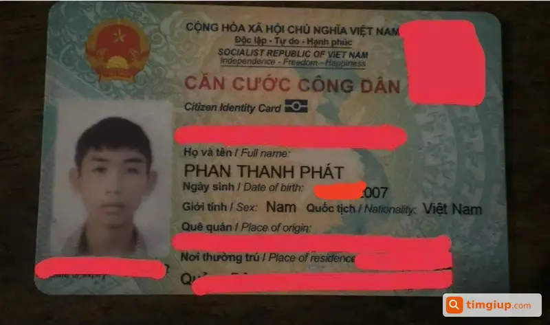 Tìm Ví Đen Và Giấy Tờ Mang Tên Phan Thanh Phát Tại Huế