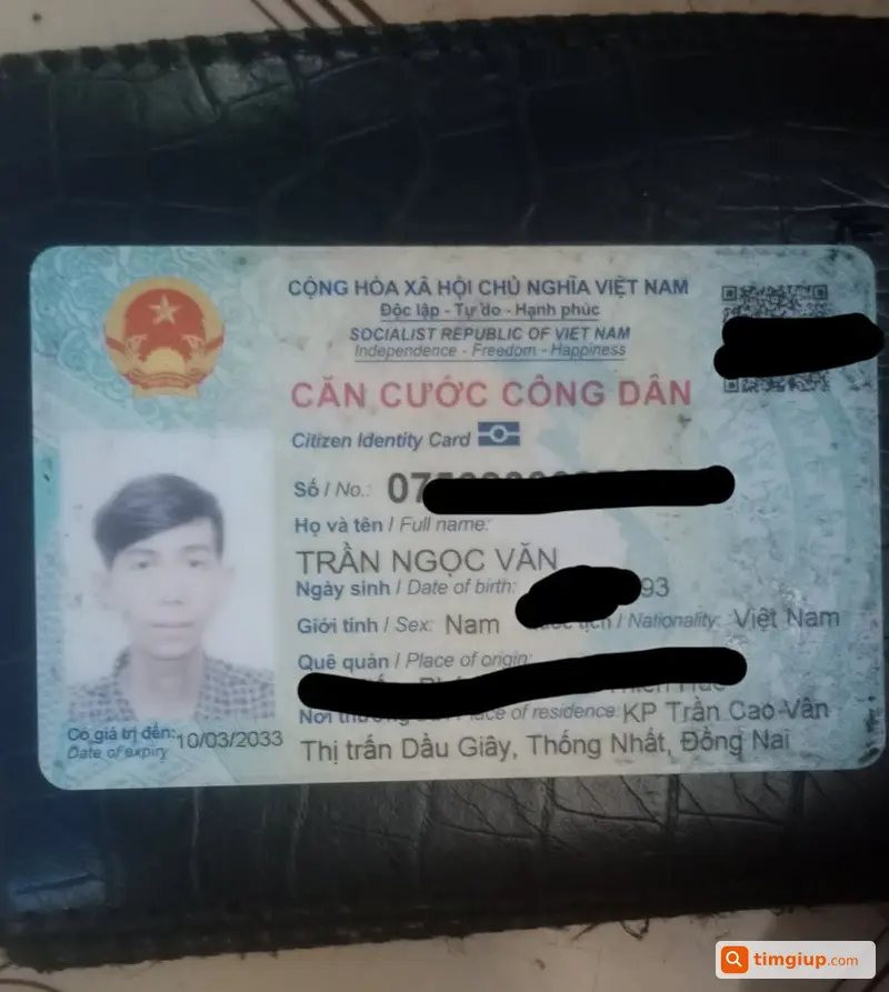 Tìm Ví Nam Màu Đen Và CCCD Tên Trần Ngọc Văn Ở TP HCM