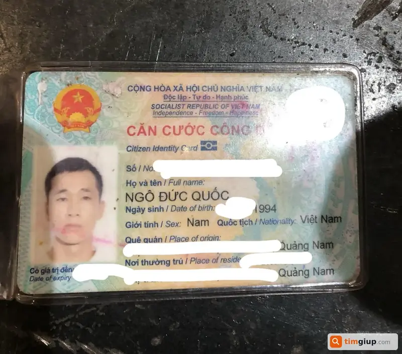 Tìm túi xách và giấy tờ tùy thân của anh Ngô Đức Quốc tại Đà Nẵng