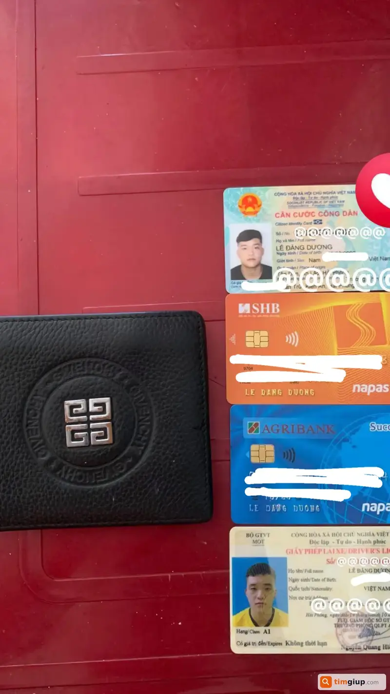 Tìm ví màu đen đánh rơi tại nội thành Hà Nội - Chủ sở hữu Lê Đăng Dương