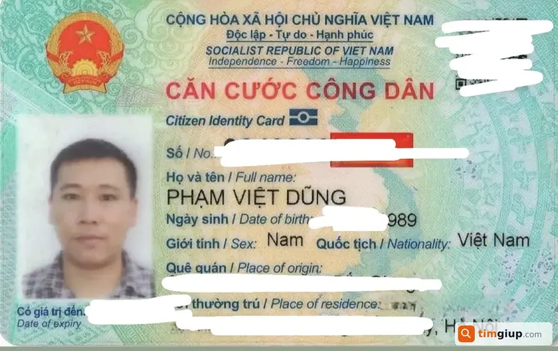 Tìm ví màu đen tên Phạm Việt Dũng rơi tại Hà Nội