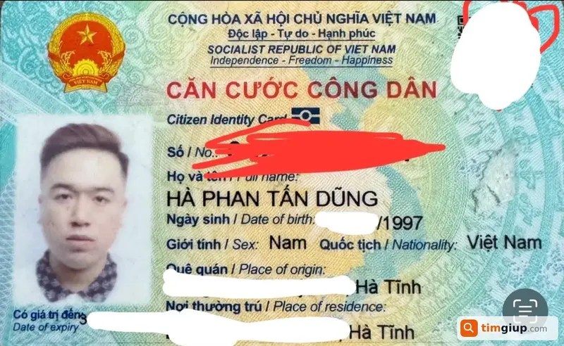 Tìm thẻ Căn cước công dân của anh Hà Phan Tấn Dũng tại TP.HCM