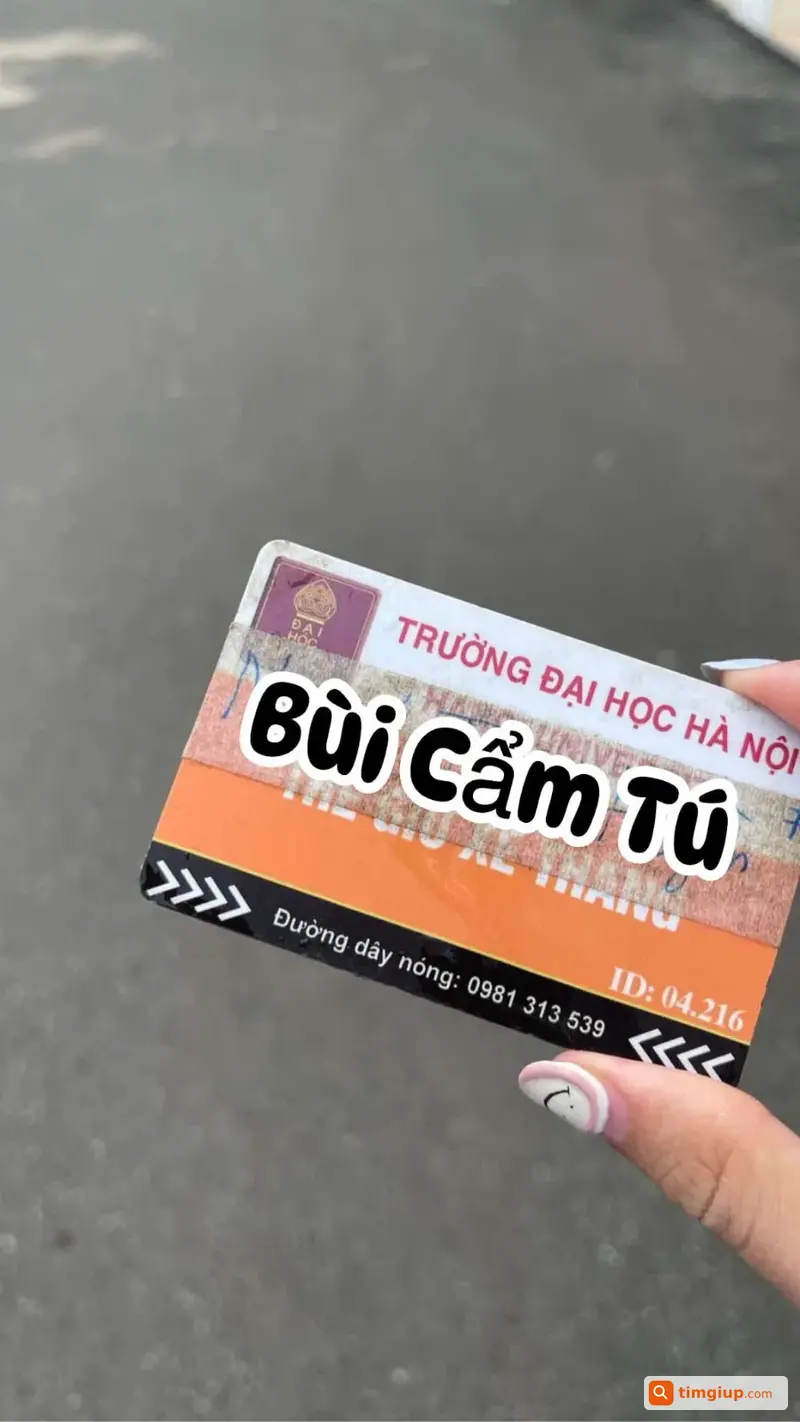 Rơi Thẻ Vé Tháng Xe Máy Tên Bùi Cẩm Tú Tại Triều Khúc